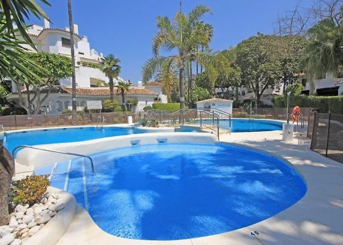Belvilla By Oyo Golden Beach House
